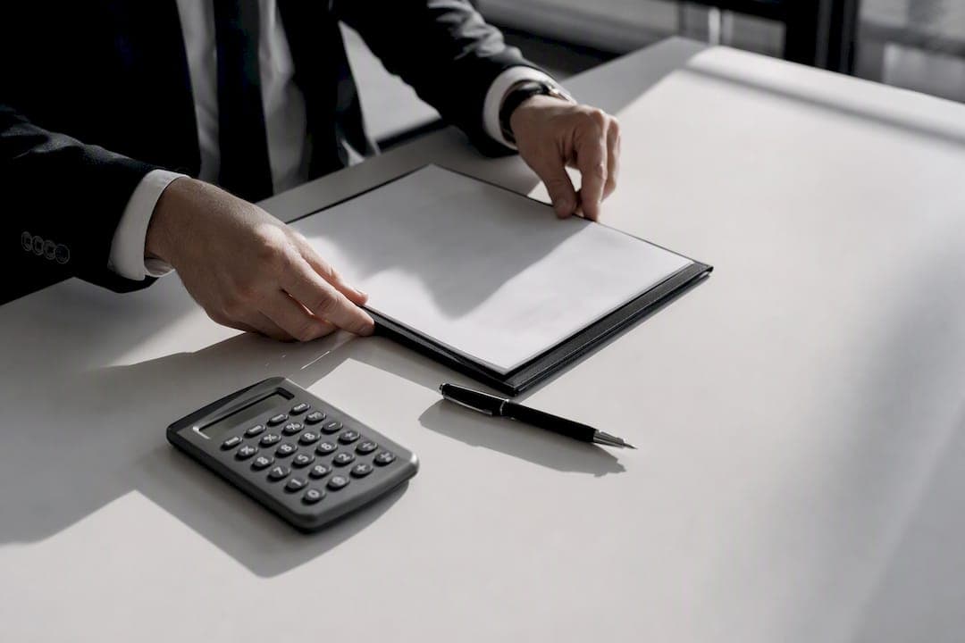 Commercial Mortgage Compliance for Brokers: A Packaging Playbook